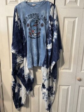 Grateful Dead Upcycled Graphic T-Shirt with Flowy Tye Dye Sleeves - OSFM